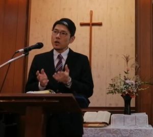 堀野牧師宣教中