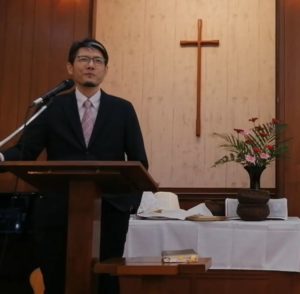 堀野牧師宣教中